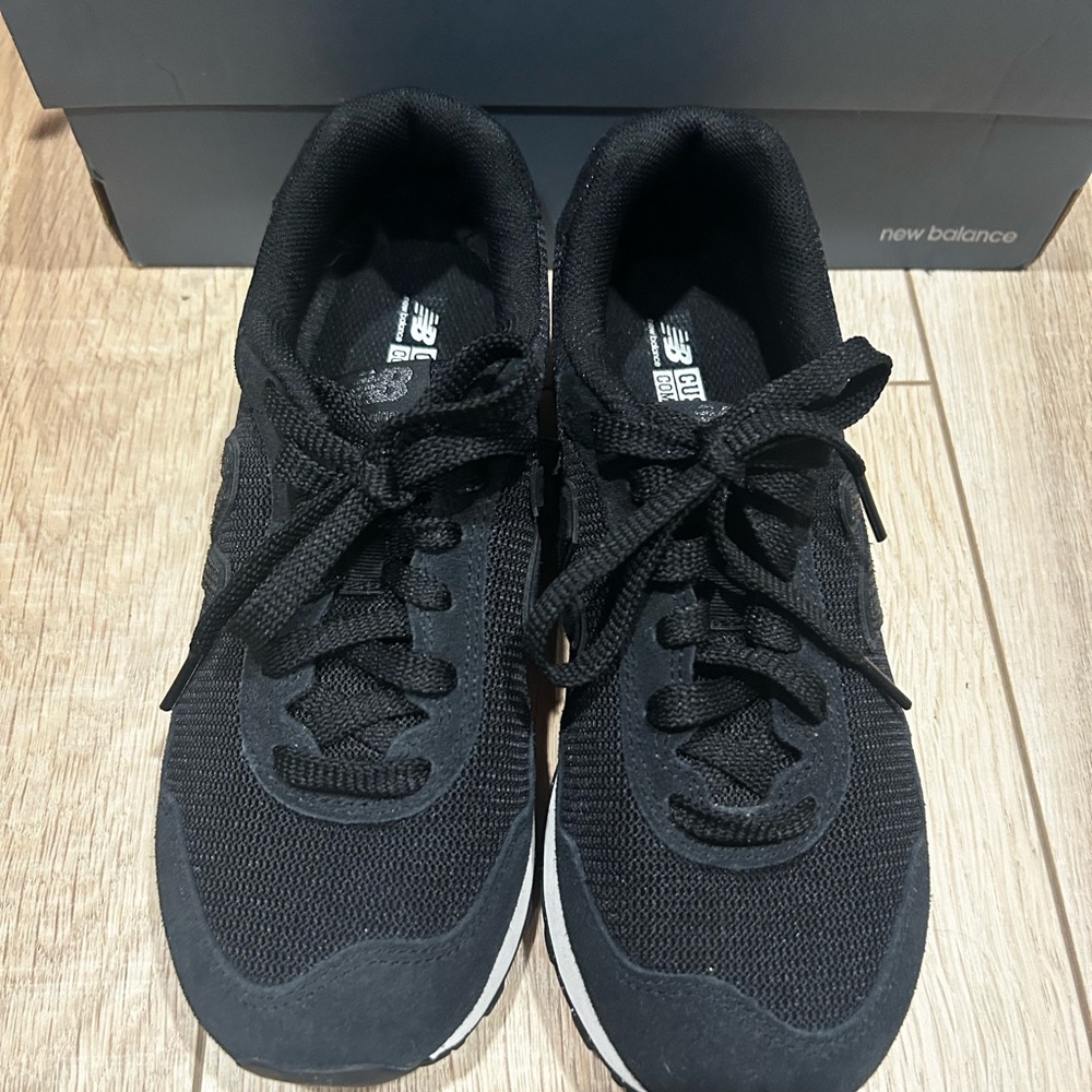 New Balance Black and White Athletic Shoes with Sparkles! - Picture 5 of 6